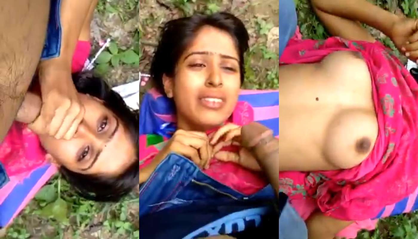 Village Girl Outdoor Giving Blowjob To Boyfriend